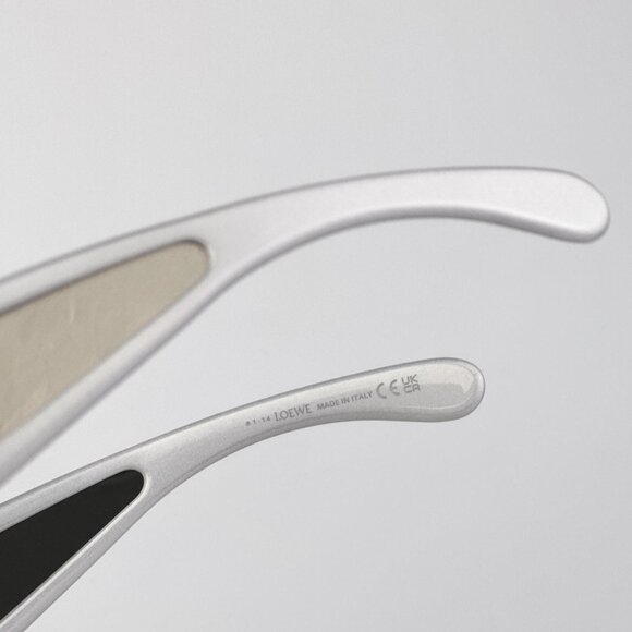 Loewe x Paula’s Ibiza Sunglasses – Metallic White Pilot Gold Mirror LW40132I 24C - Picture 7 of 11